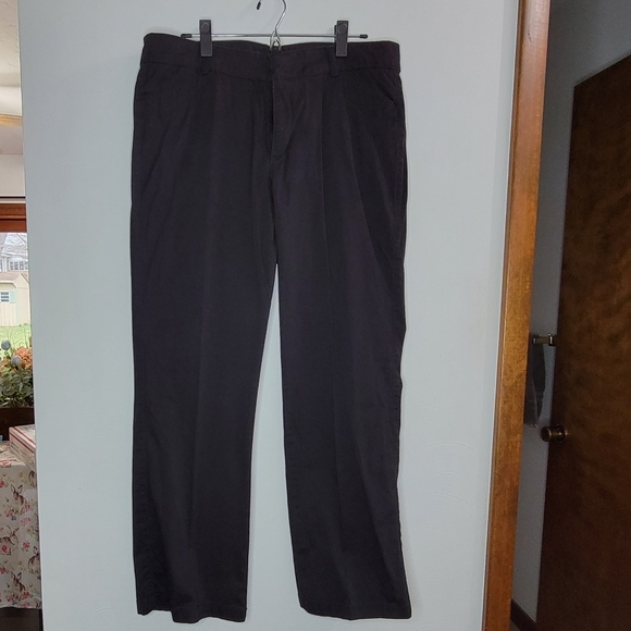 Dockers Pants - Women's Dockers Pants Size 16